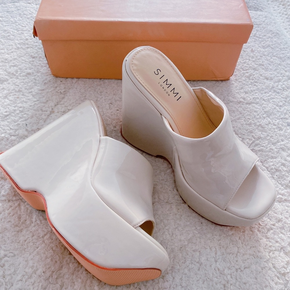 Dolls Kill Simmi White Rolo Wedge Heels